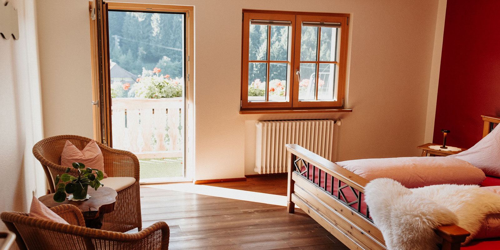 Ferienwohnung Jungbauernhof Schlafzimmer mit Ausblick